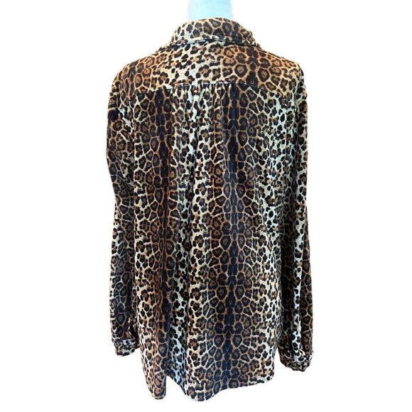 Umgee‎ Women's Leopard Print Button-Up Long Sleeve Shirt M - Picture 2 of 9
